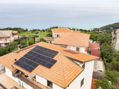 FULL SERVICE GAS - Impianti fotovoltaici e solare termico